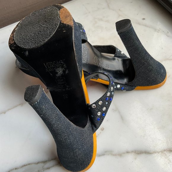 vintage VERSUS embellished denim and orange patent leather platform sandals - Picture 7 of 7